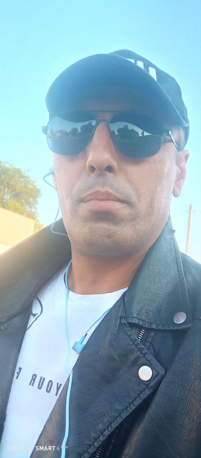  46943252  , 44 ,    
