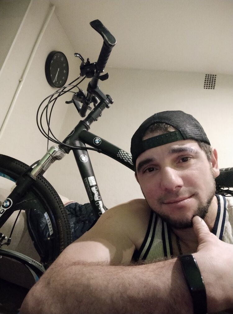  40053052  , 39 ,    -