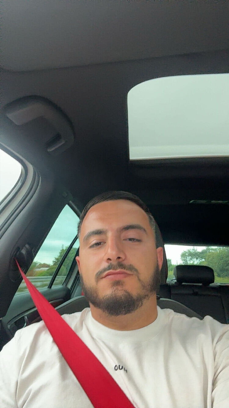  53370962  Serjo, 28 ,    