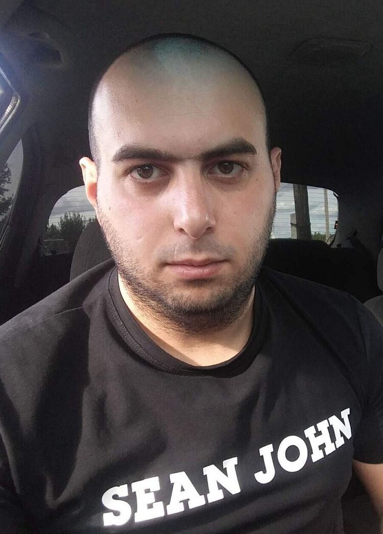  49326252  , 38 ,    