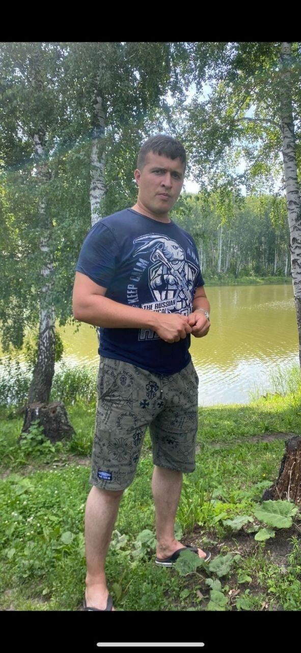  48297642  , 28 ,    