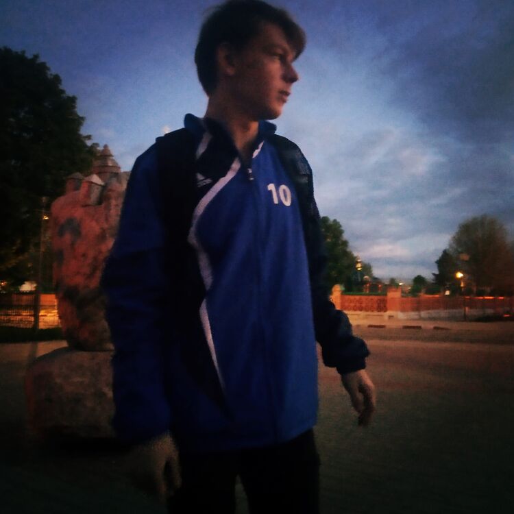  ,   Anton, 22 ,   ,   , c 
