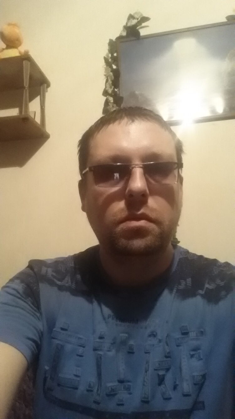  28752742  , 37 ,    