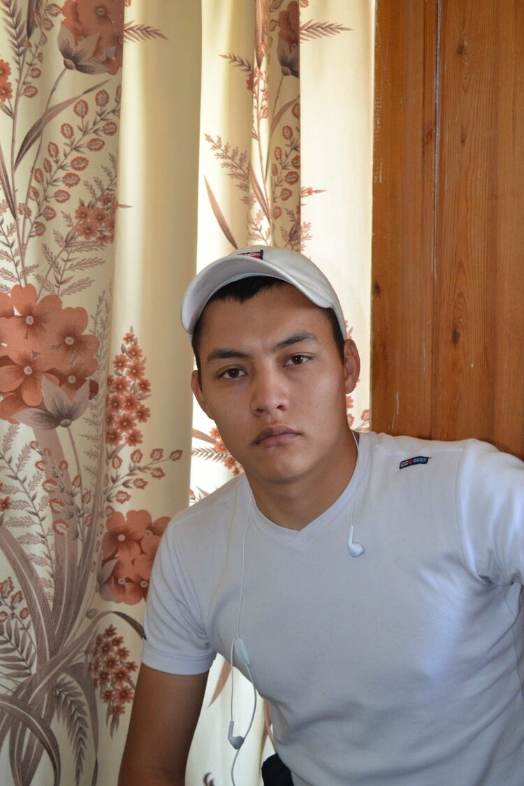  ,   Rakaliwe, 33 ,   