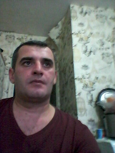  14760912  Vugar, 46 ,    
