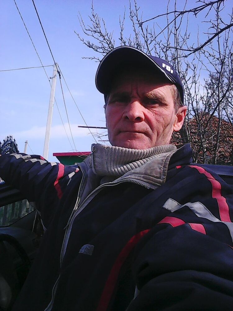 ,   IUra, 56 ,   ,   , c 