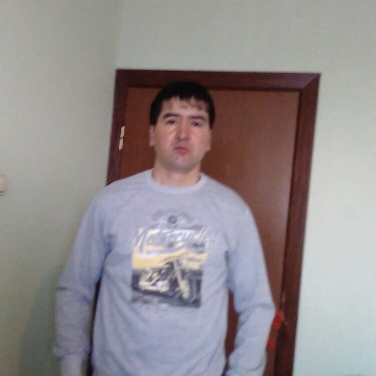  18827172  Daler, 42 ,    