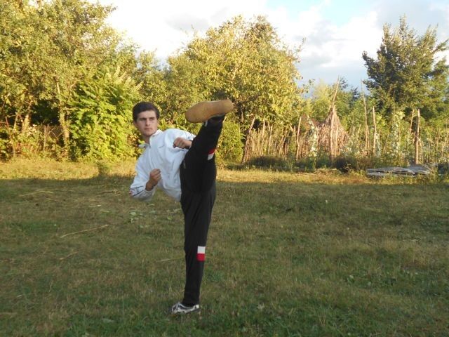  5174812  Revaz, 29 ,    