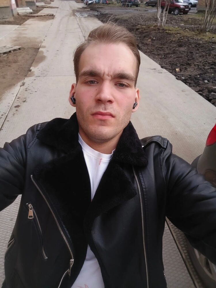  44718392  , 25 ,    