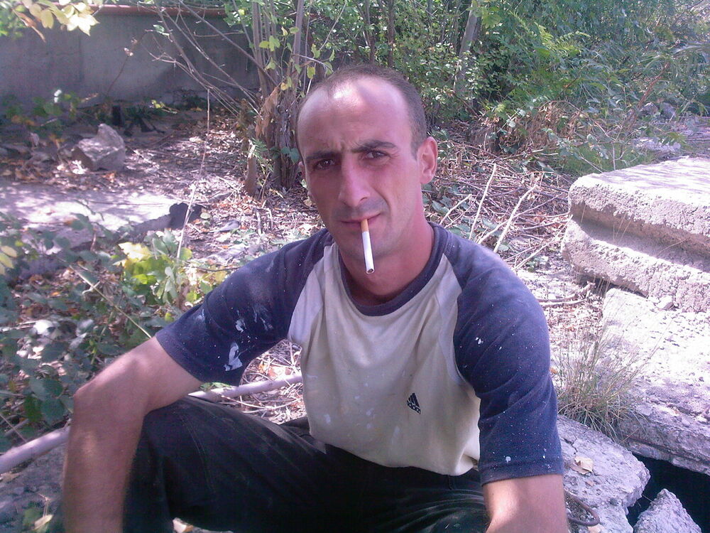  ,   Gio, 40 ,   ,   , c 