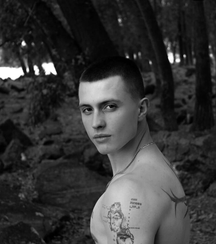 ���� 53516982 ����� ������, 18 ���, ���� ���������� � �����