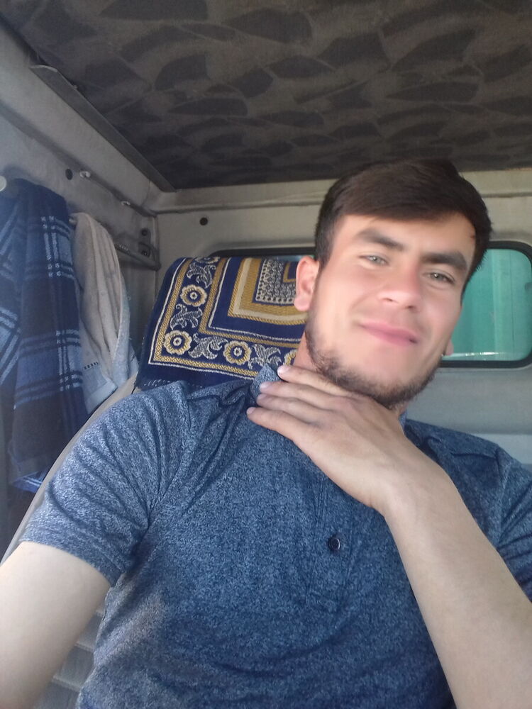 21442442  Muhammad, 24 ,    