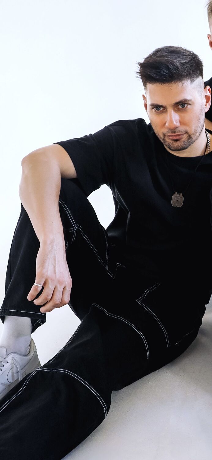  50041012  Pavel, 29 ,    