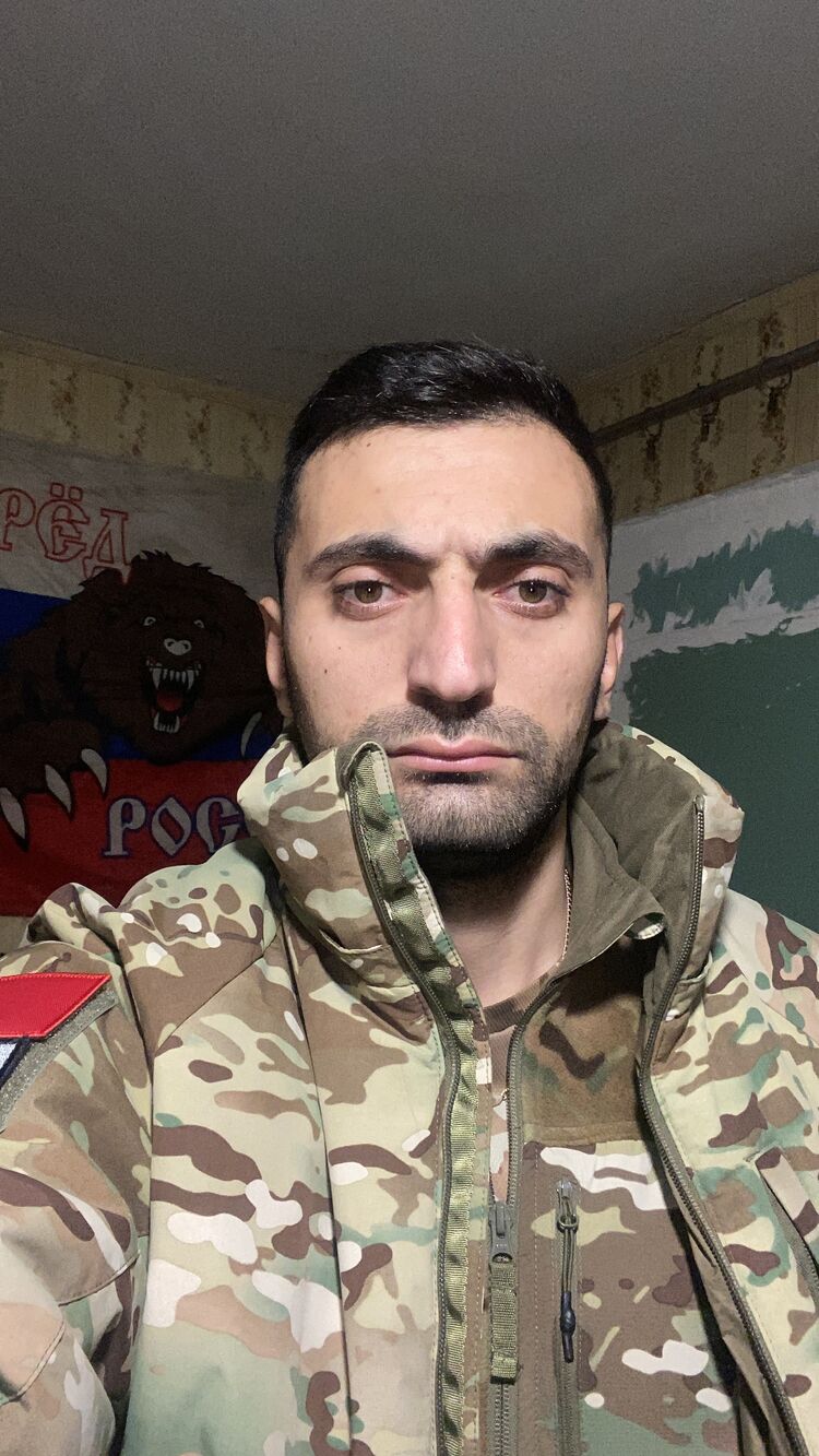  39812912  Almaz, 27 ,    