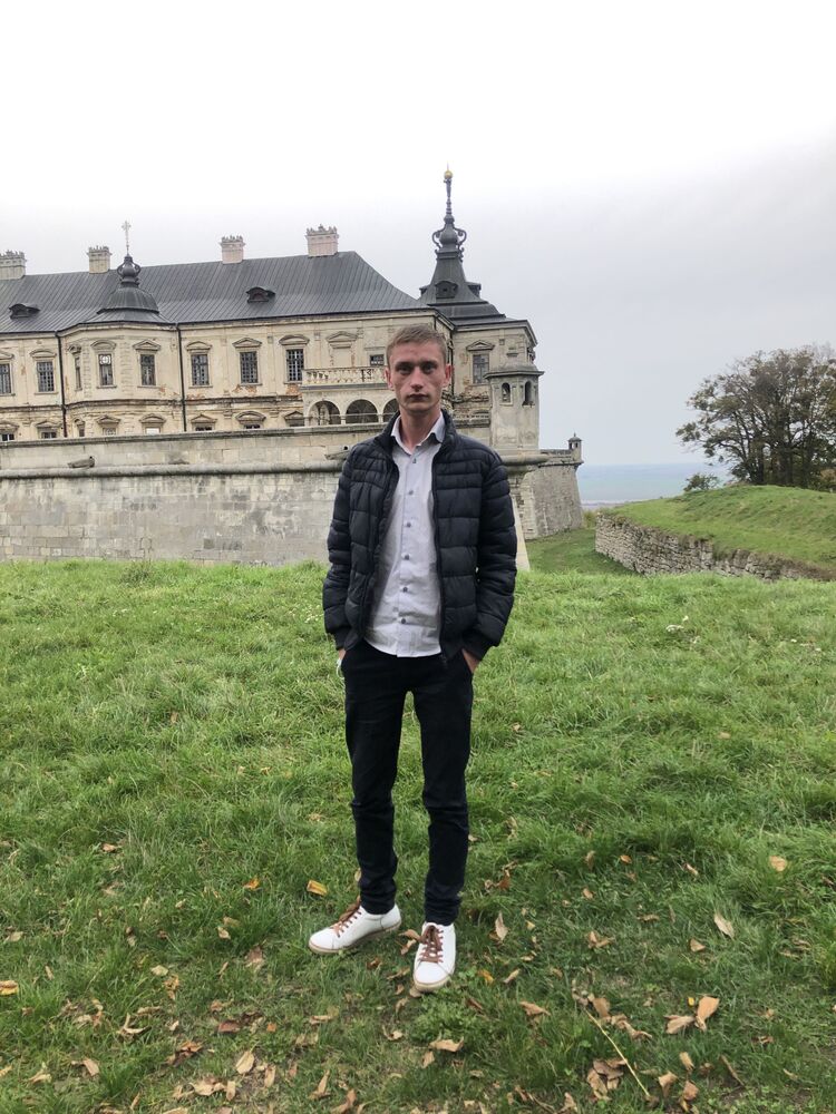  ,   Vitalii, 28 ,   ,   , c 
