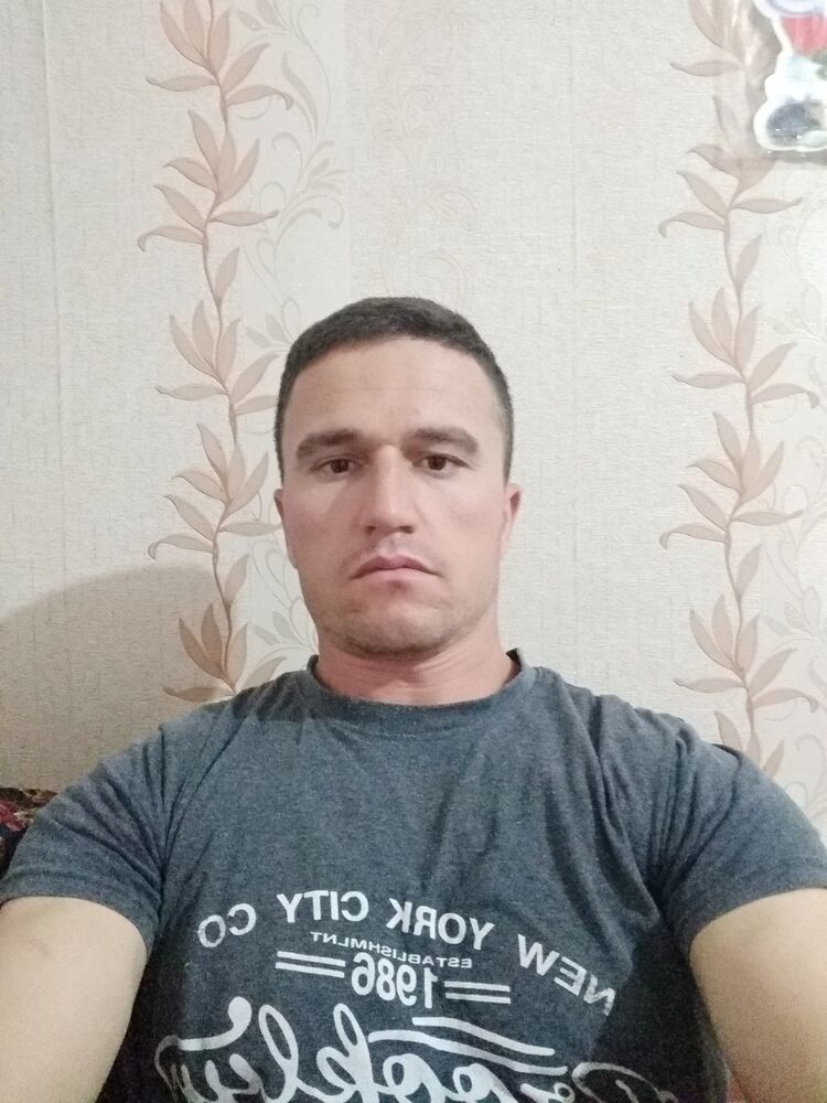  ,   Bob, 38 ,   ,   , c 