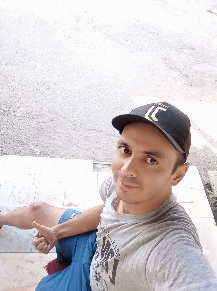  17015772  , 40 ,    