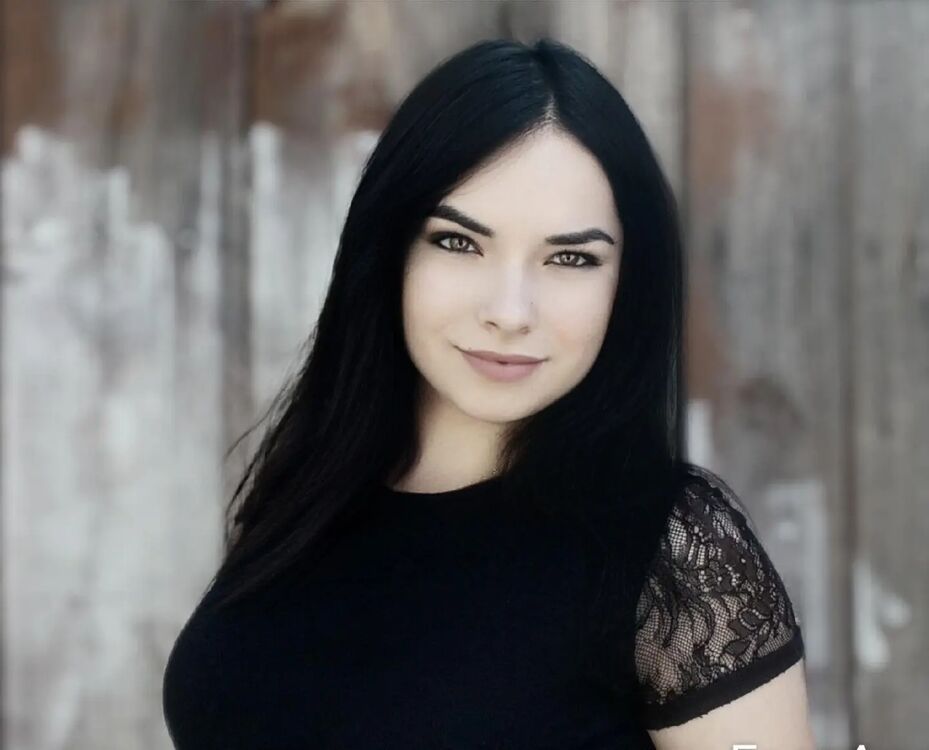  54434412  Alina, 24 ,    