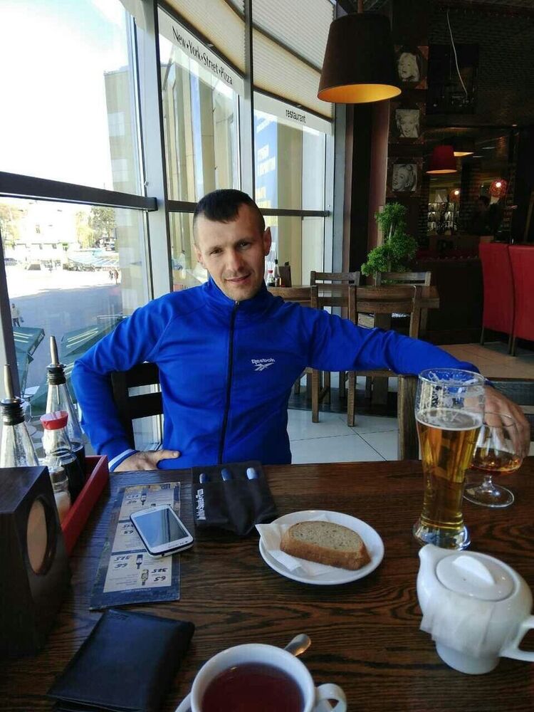  Warszawa,   , 40 ,   ,   , c 