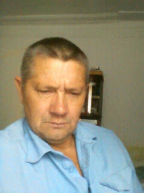  6866802  Micshel, 64 ,    