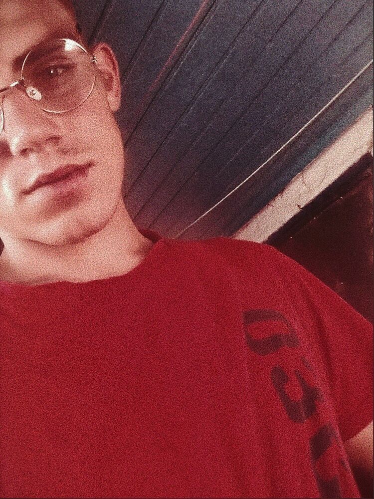  28373582  Vladimir, 24 ,    