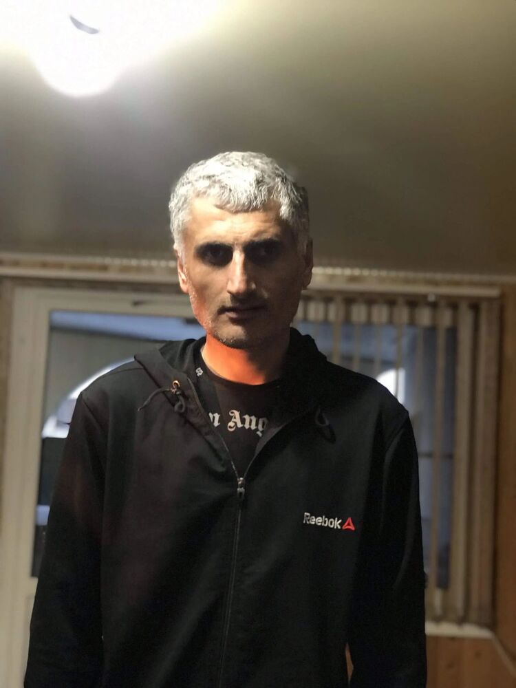  42528802  , 39 ,    