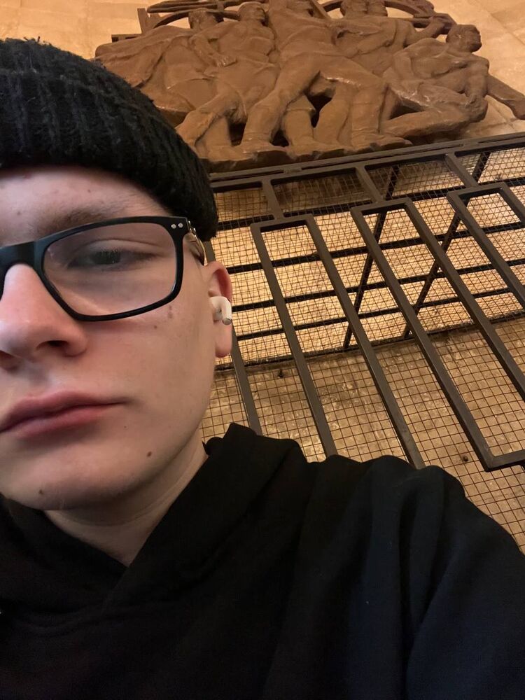 ���� 51322952 ����� Ҹ��, 19 ���, ���� ���������� � �����-����������