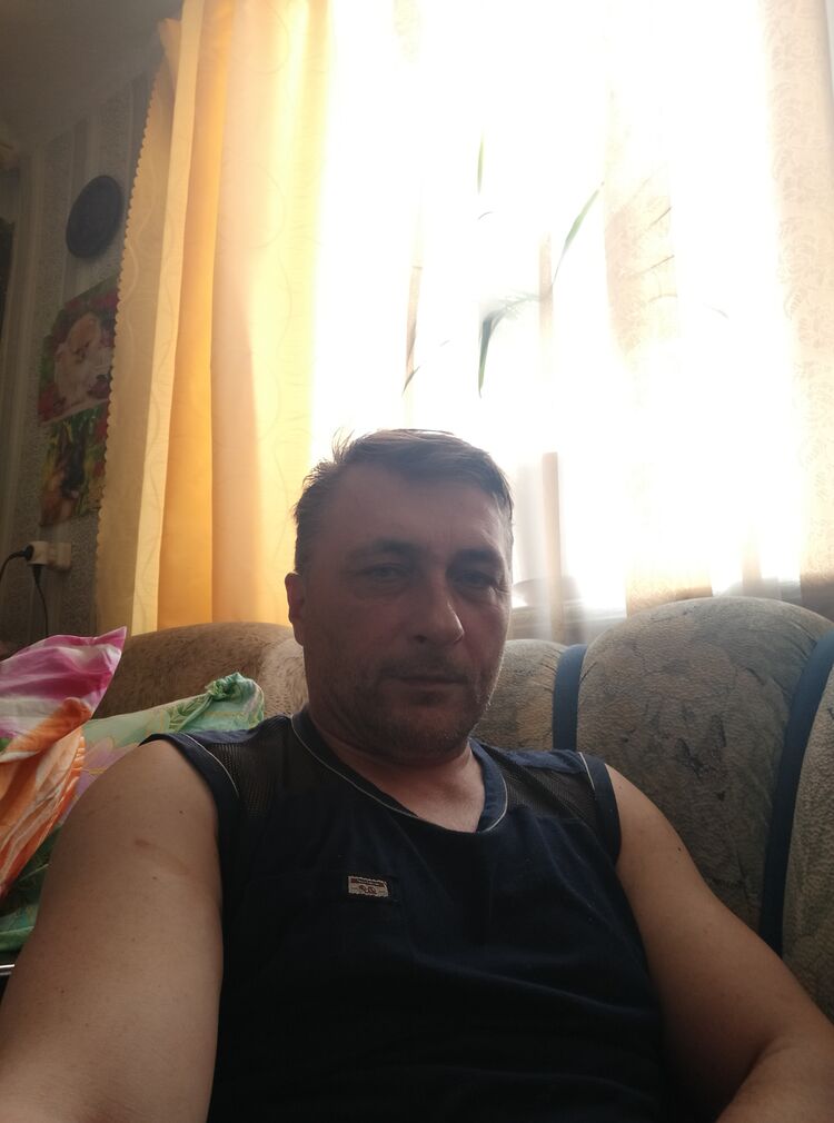  40608672  , 51 ,     