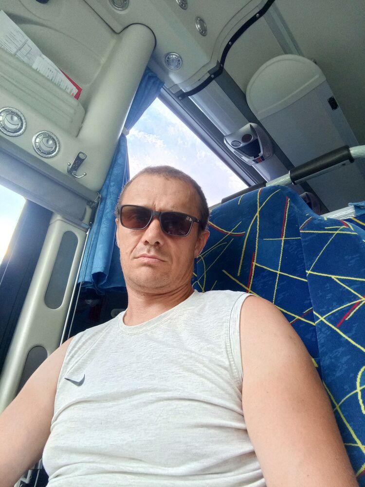  45362792  , 51 ,    