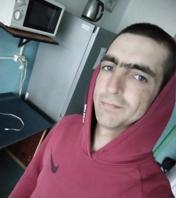 46764282  Zaxap, 28 ,    
