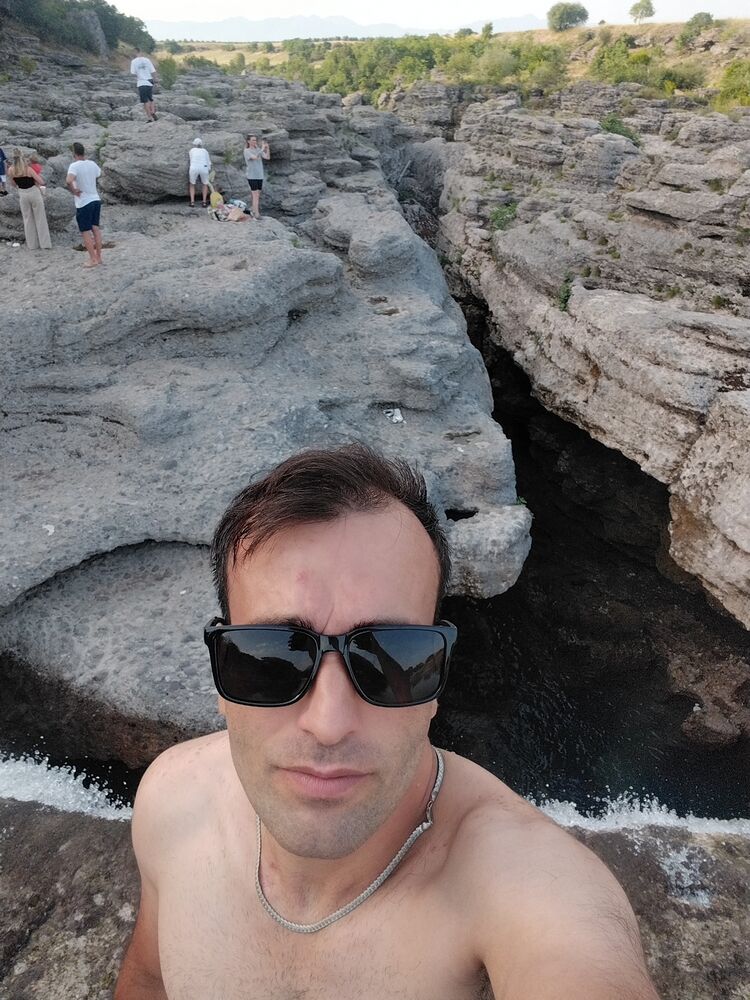  46024922  Niko, 30 ,    Podgorica