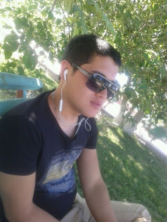  9725912  Zohiddin, 33 ,    