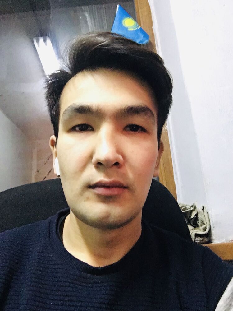  ,   Farik, 34 ,   ,   