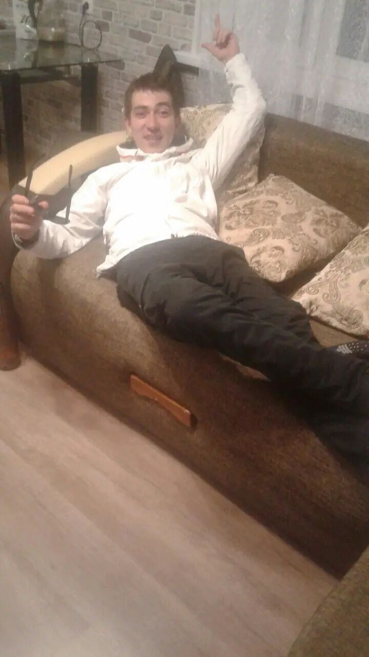  49748272  , 34 ,    