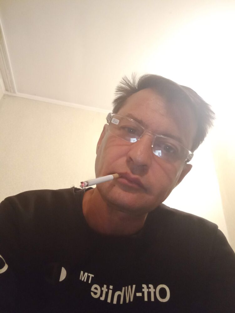  36358482  Alexander, 49 ,    