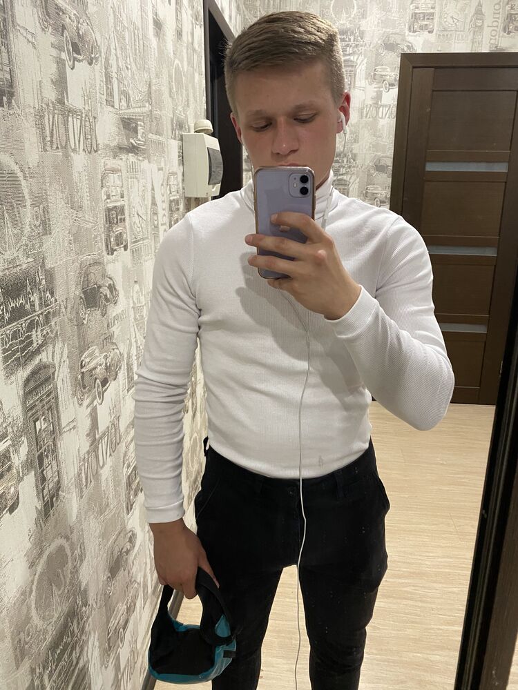  33887942  , 27 ,    -