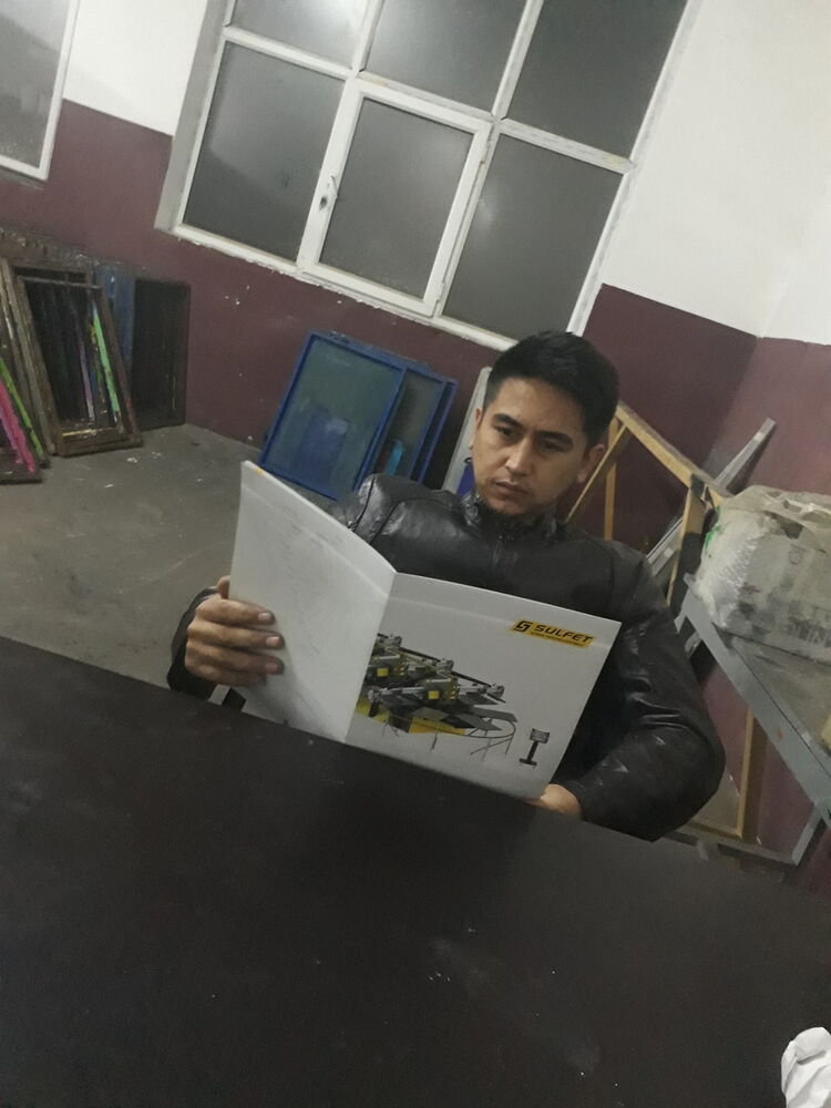  ,   Zahr, 32 ,   