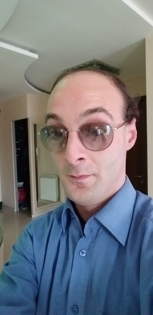  19007292  Caruso, 38 ,    