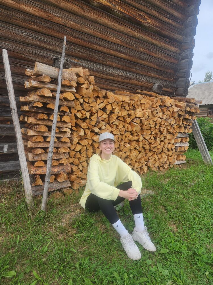  38059692  , 26 ,    -