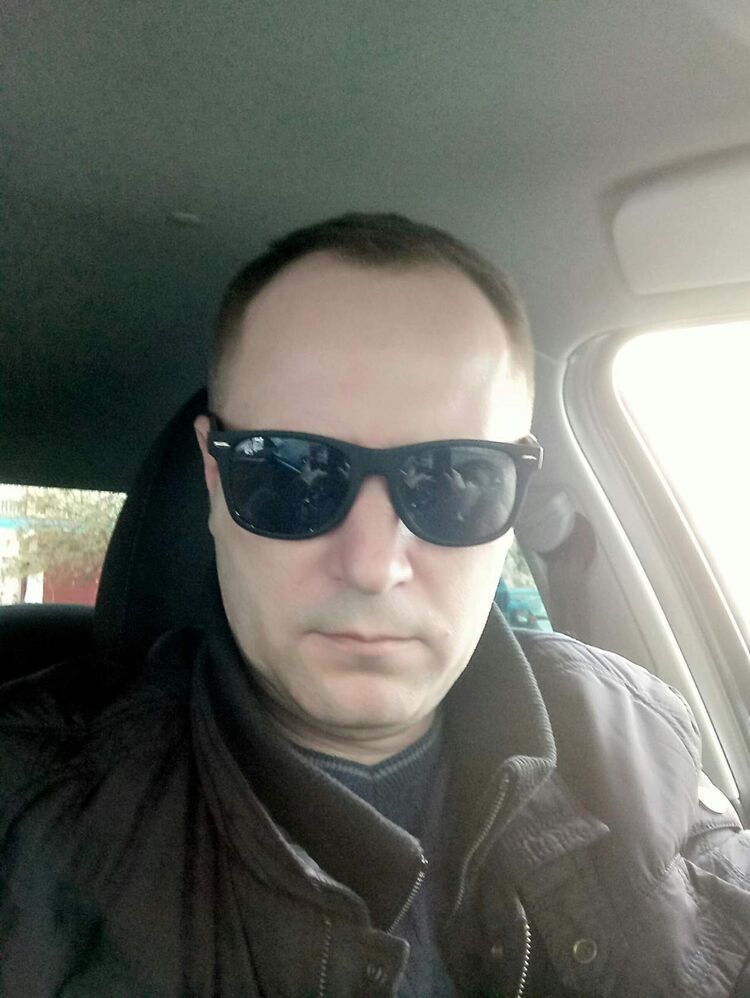  24396872  , 52 ,    