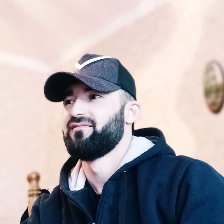  52562712  Bagdan, 25 ,    