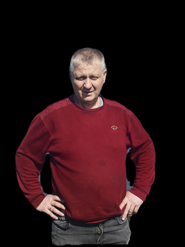  52262392  Oleg, 51 ,    