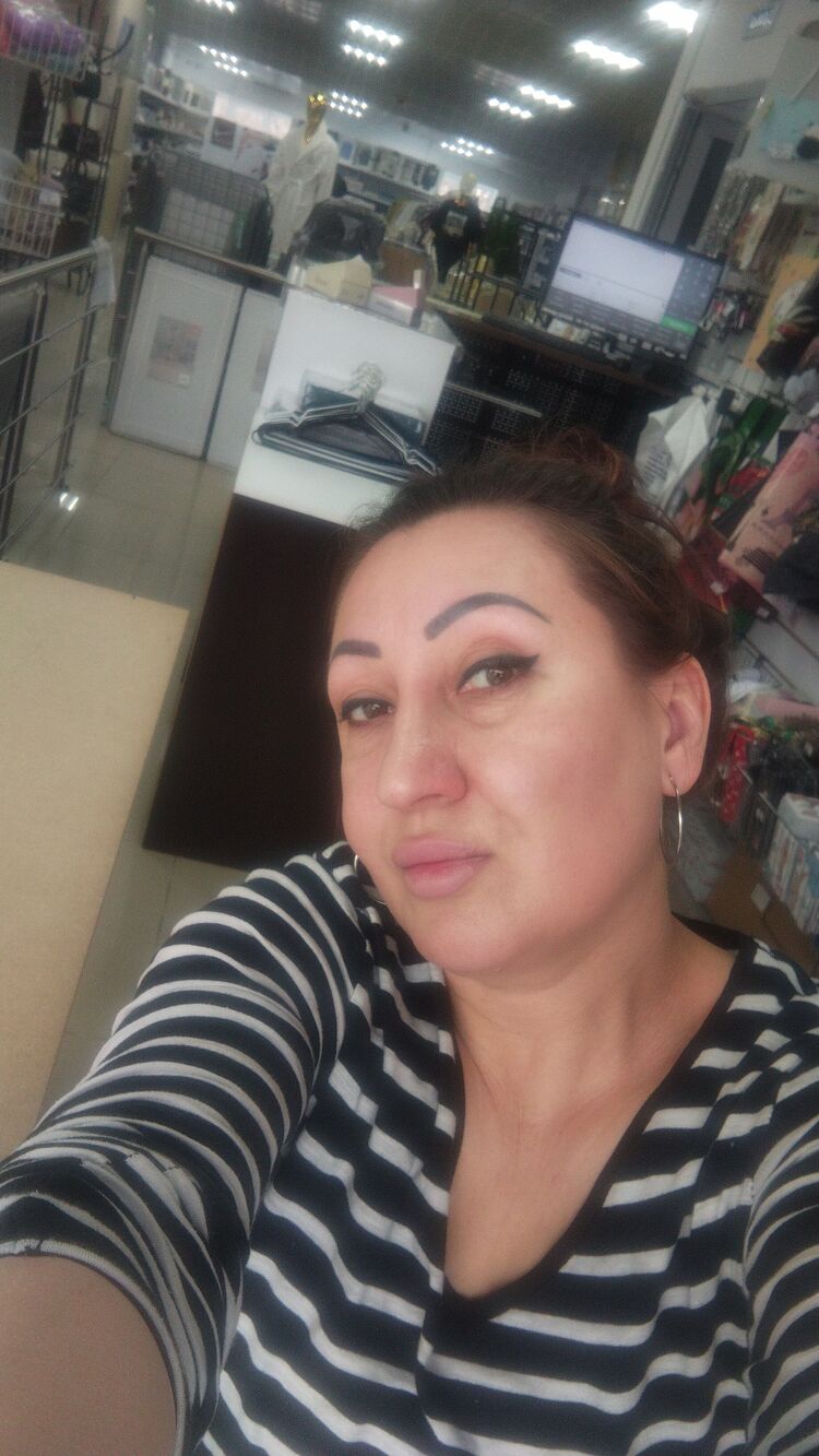  43319862  Elvira, 51 ,    
