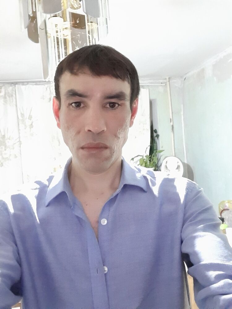  ,   Sirgei, 45 ,   