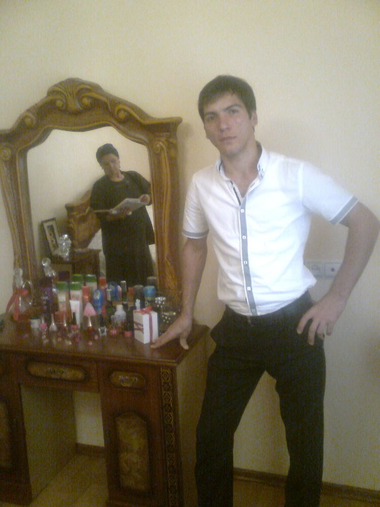  6060642  Elnur, 35 ,    