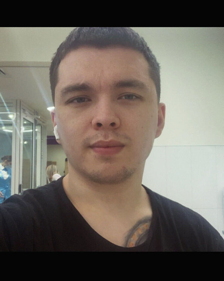  42844452  Zahar, 26 ,    -