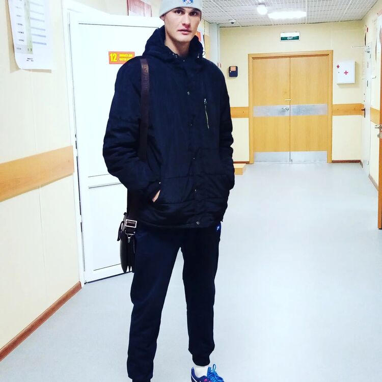 ���� 27999282 ������� Avanguard, 33 ����, ���� ���������� � ������������