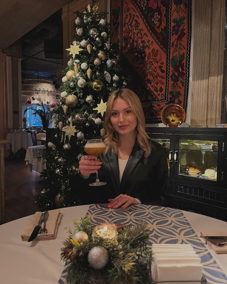  Warszawa,   Anastasia, 23 ,   ,   