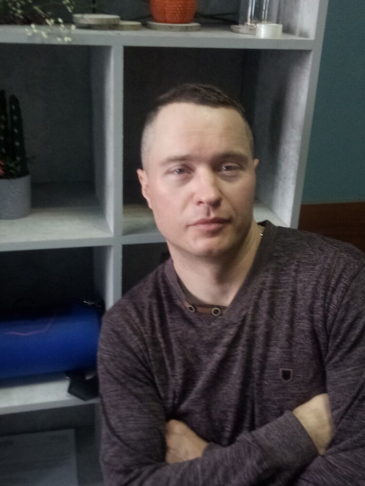  26604922  Alex, 40 ,    