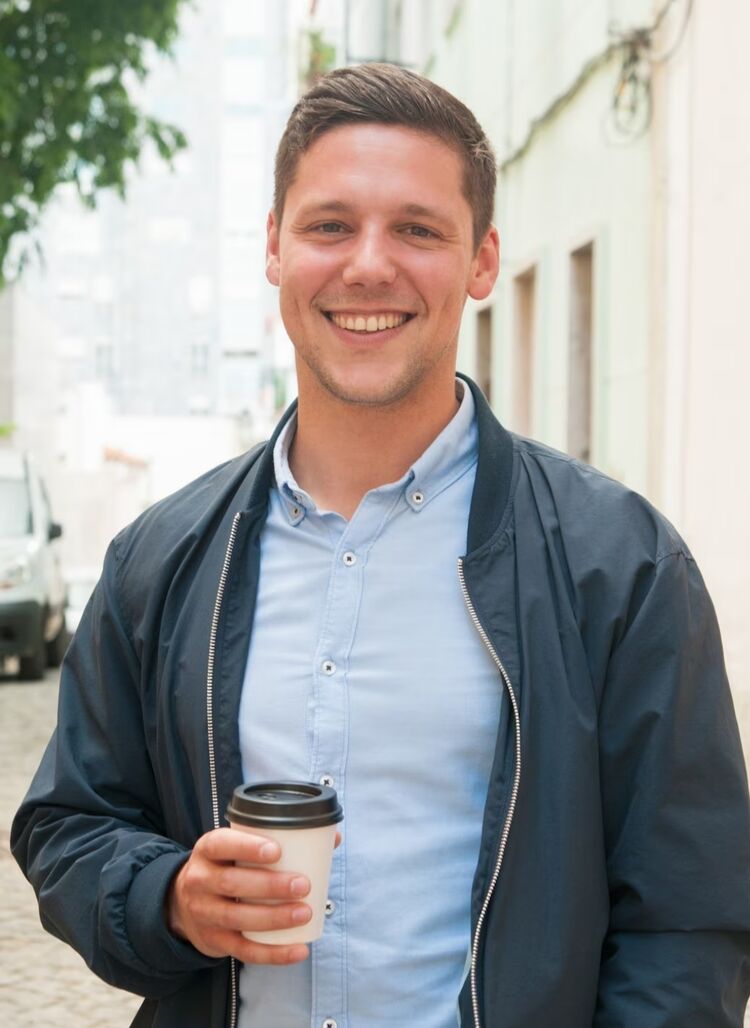  Alzey,   Vlad, 28 ,   ,   